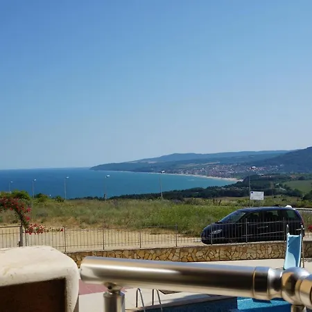 Апартамент Paskalina Бяла